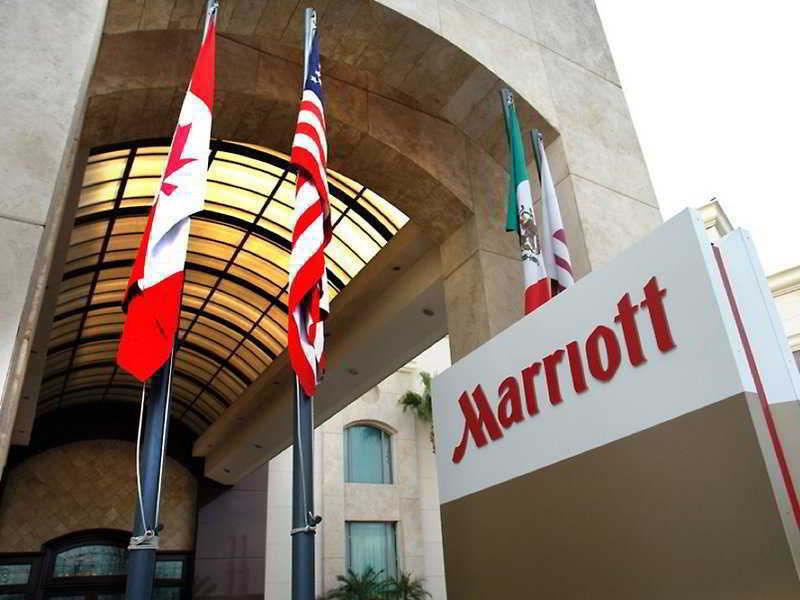 Marriott Torreon Hotel Exterior photo